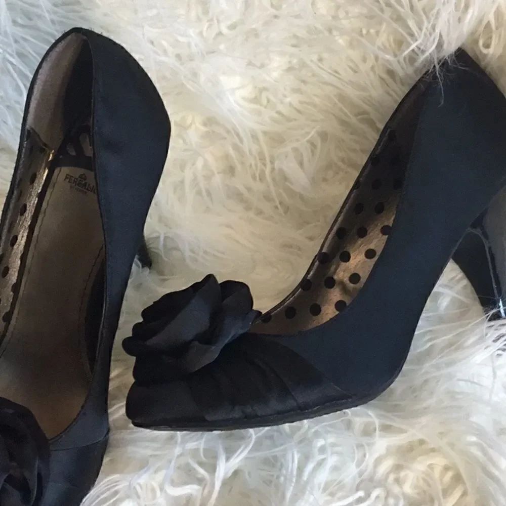 Black heels with fabric upper with roses at toe, shiny heels by FERGALICIOUS - Picture 3 of 10